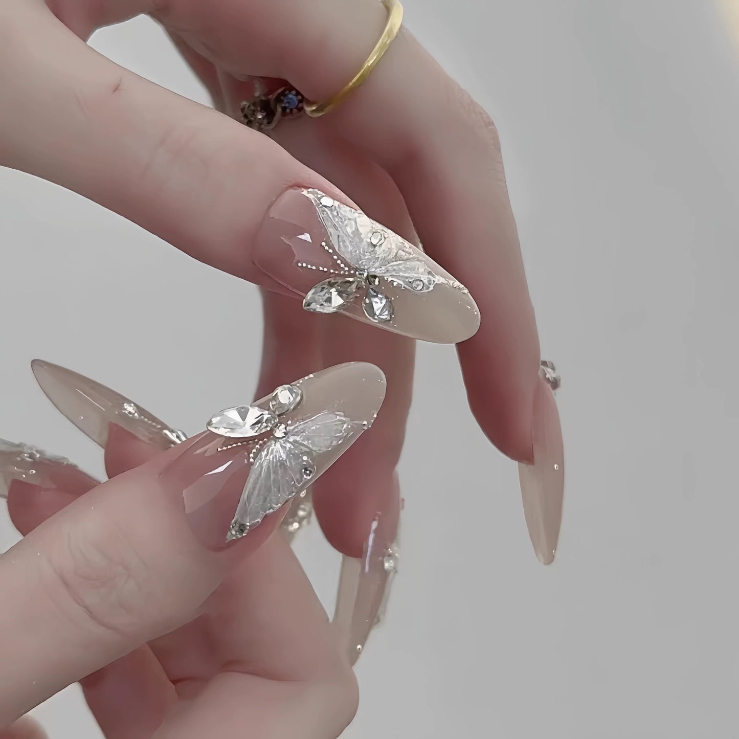 Grace on the Fly Nails