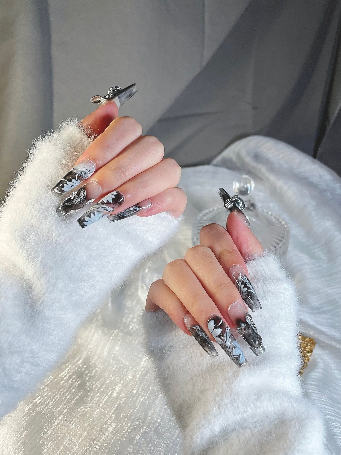 Secret Garden Blooms Nails