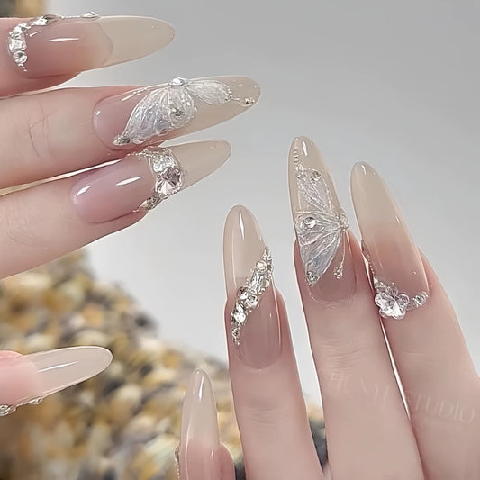 Grace on the Fly Nails