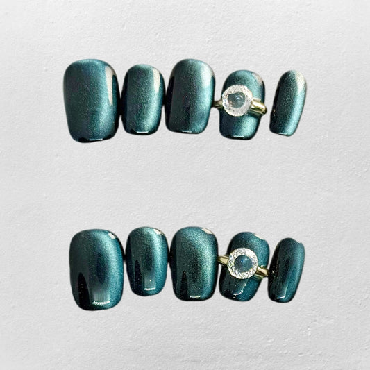 1-Carat Teal  Nails