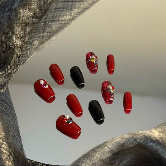 Retro Scarlet Nails
