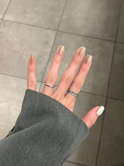 Desire 4 Nails