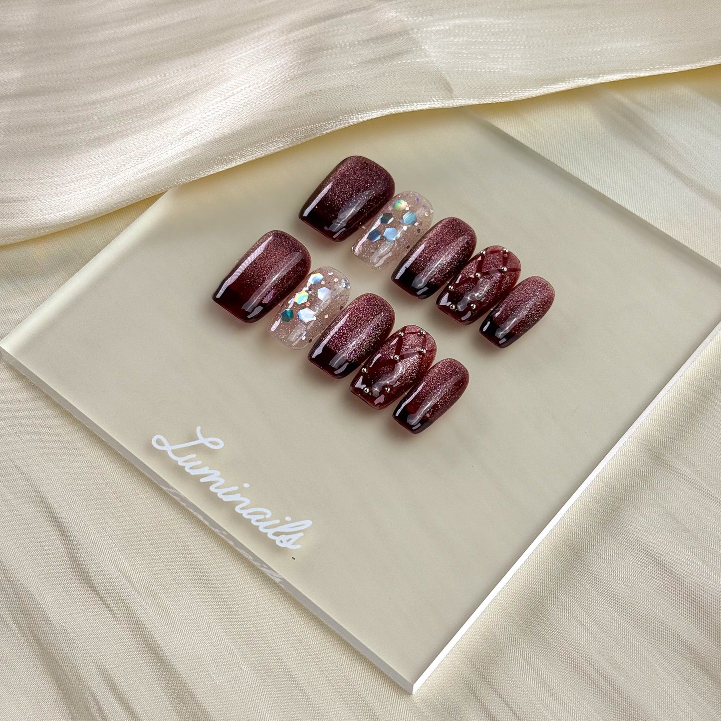 Mulled Wine Christmas Nails