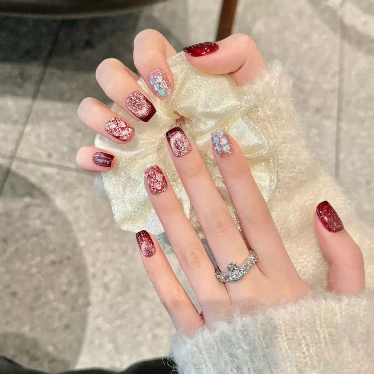 Mulled Wine Christmas Nails