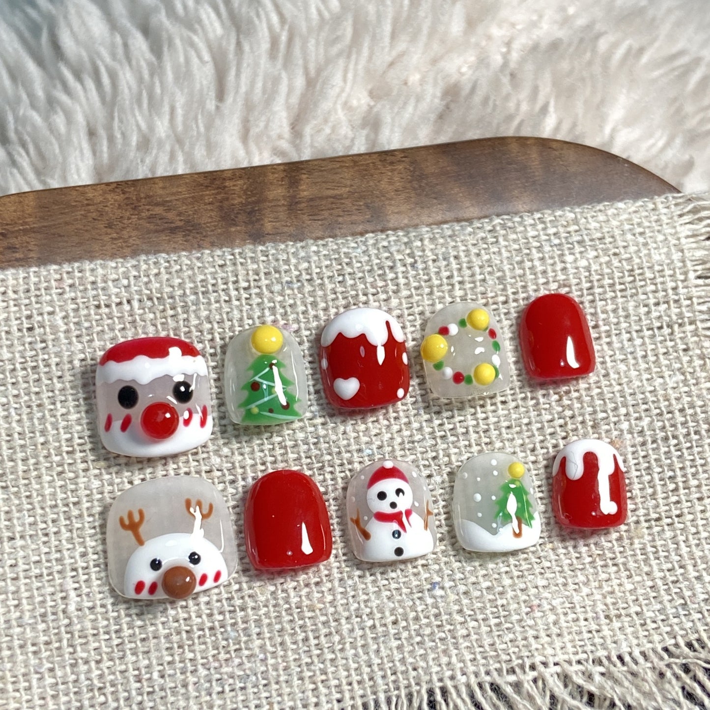 Mini Christmas Party Nails