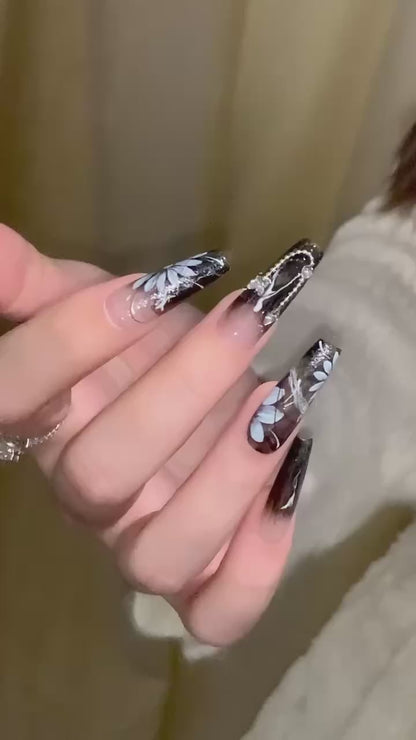 Secret Garden Blooms Nails